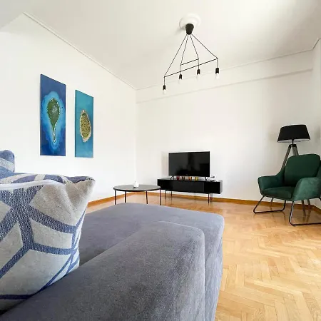 Apartment Aristotelous Sunny 118sqm Apt In Viktoria