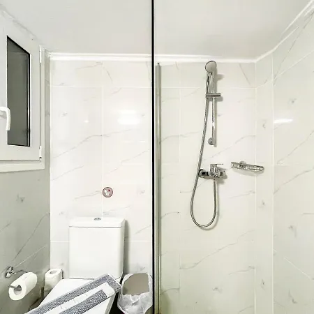 Aristotelous Sunny 118sqm Apt In Viktoria Apartment