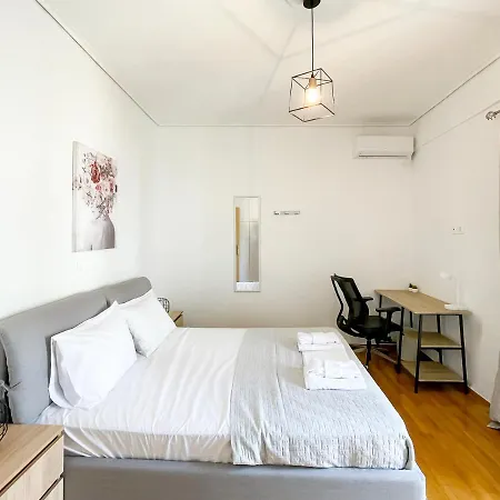 Aristotelous Sunny 118sqm Apt In Viktoria * Athens