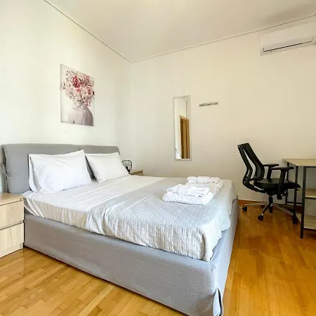 Aristotelous Sunny 118sqm Apt In Viktoria *